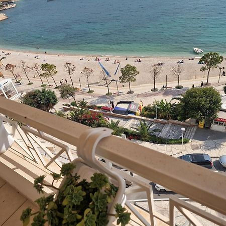 Beachfront Apartment Sarandë Esterno foto