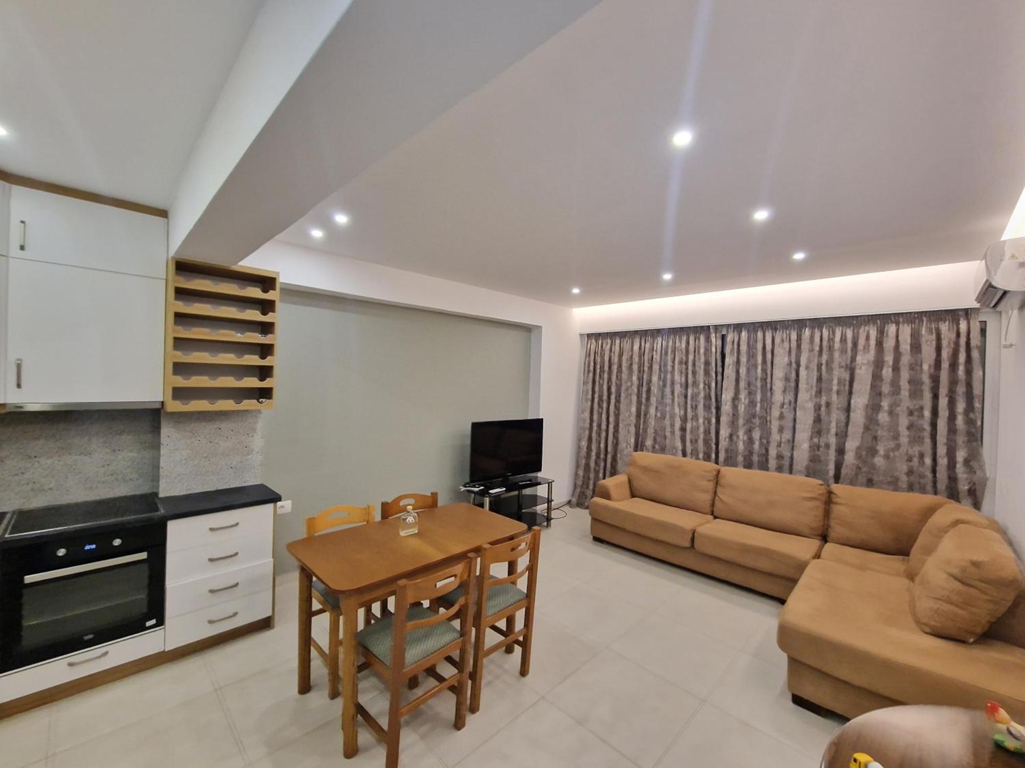 Beachfront Apartment Sarandë Esterno foto